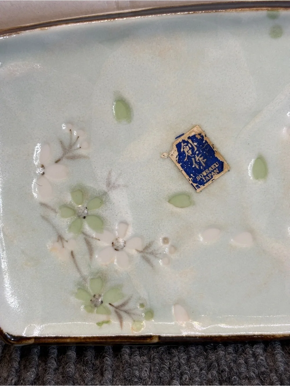 Japanese-made porcelain jewelry tray/soap dish/sushi plate/ w/cherry blossoms